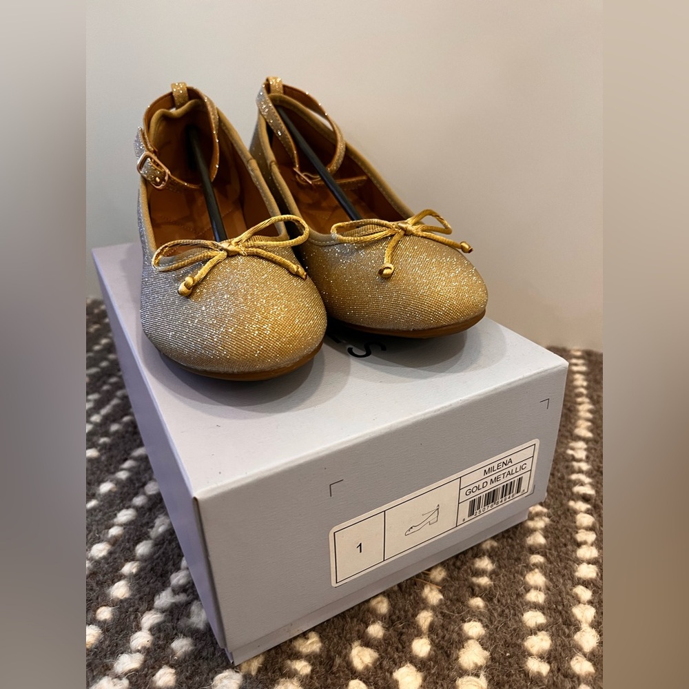 Aerosoles Milena Shoes Girls K1 Gold Metallic Glitter Block Heel Ballet NIB Gift